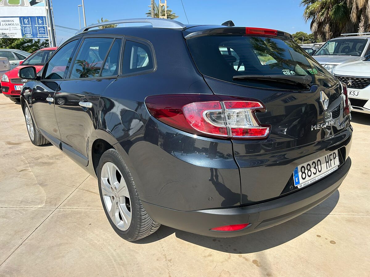 RENAULT MEGANE ESTATE LIMITED 1.5 DCI AUTO SPANISH LHD IN SPAIN 92K SUPERB 2011